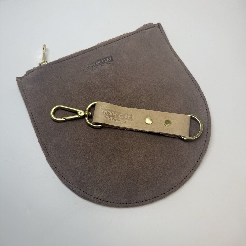 Parker Clay Liya Suede Tan Pouch & Sola Leather Detachable Keychain Key Fob New